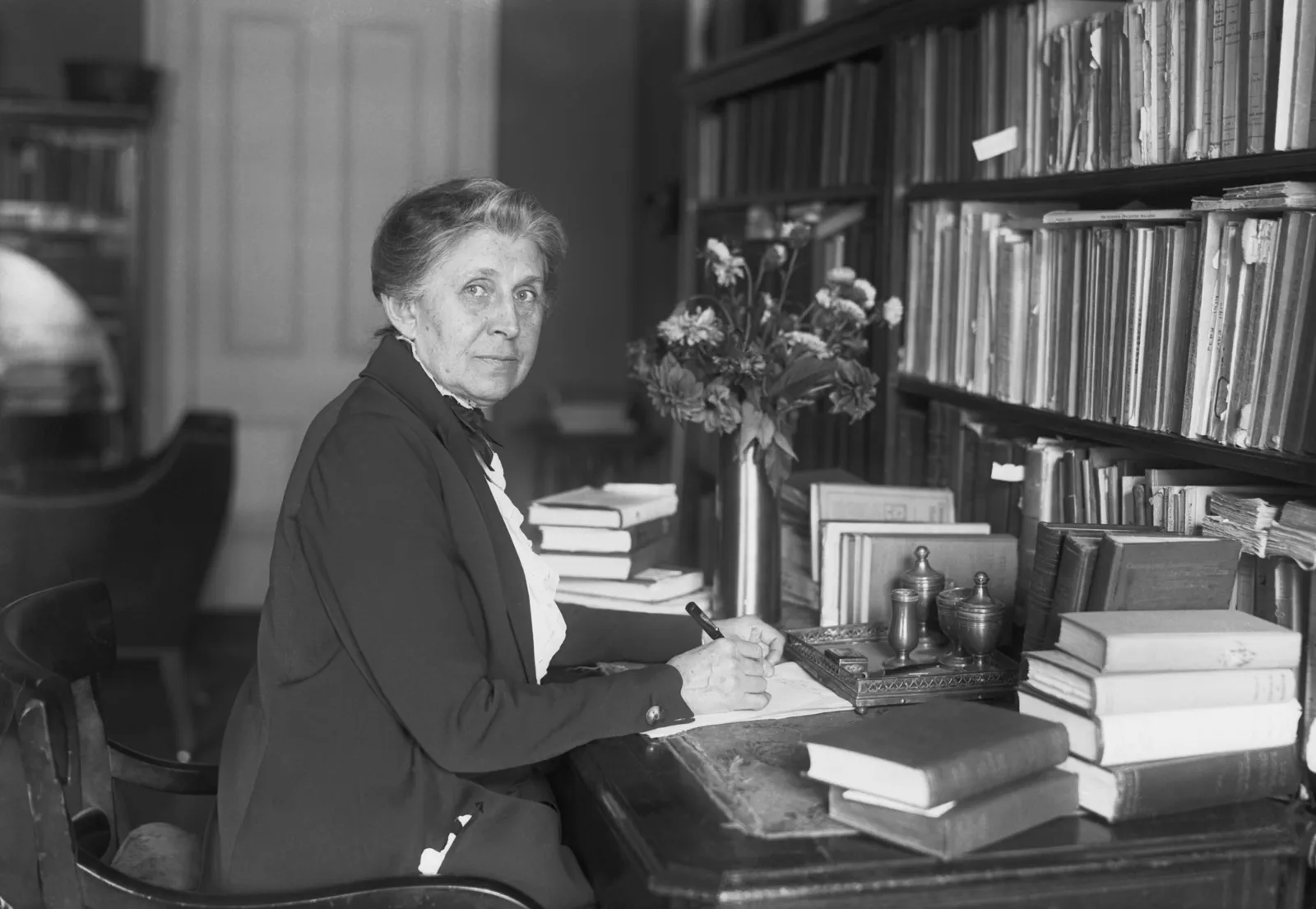 Ida Tarbell  gazetarja investigative që rrëzoi perandorinë e Standard Oil të John D  Rockefeller