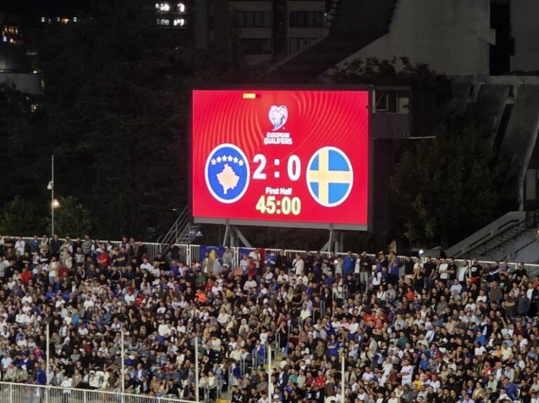 Kosova fitore spektakolare ndaj yjeve të Suedisë, Gyokeres dhe Isak