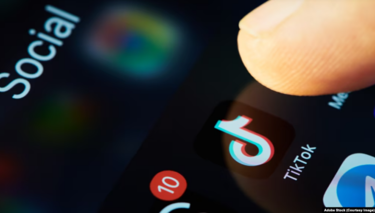Në Francë propozohet ndalimi i TikTok për fëmijët nën 15-vjeçarë