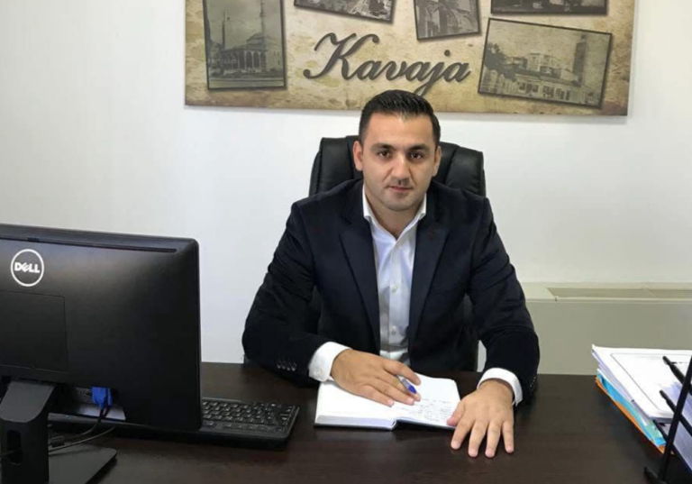 Doda u deklarua e pavarur në Kuvend, Kadiu: PD sot ka një deputet më pak, faji i Berishës