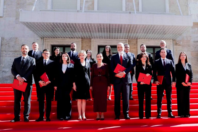 Nesër Rama mbledh ministrat, deputetët e rinj dhe të vjetër të qarkut Tiranë