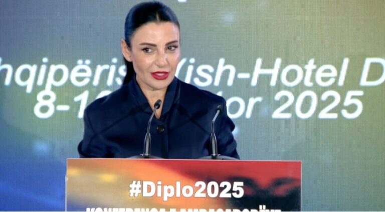 Zëvendëskryeministrja Balluku: Shqipëria, portë hyrëse e BE-së. Ndërtuam mbi një mijë kilometra rrugë