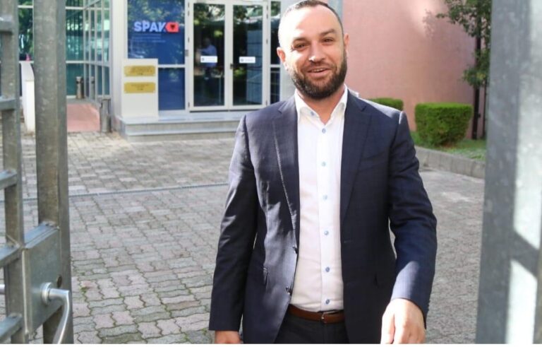 Ish-deputeti Çyrbja kërkon gjykim të shkurtuar