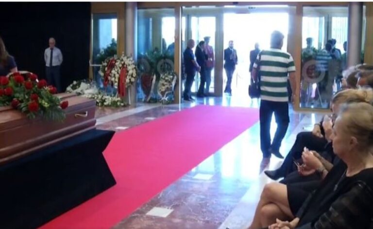 Mbahen homazhet për Dhimitër Anagnostin në Teatrin e Operas dhe Baletit! Regjisori do të prehet në vendlindje, Vuno të Himarës