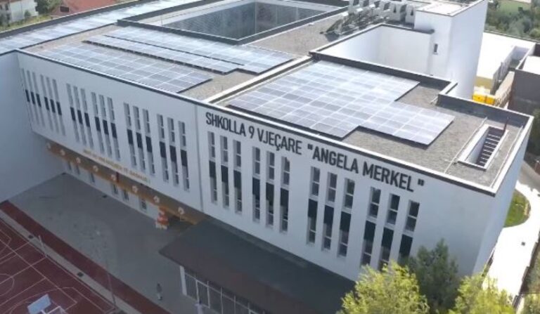 “Angela Merkel”, standard i ri arsimor në Kamëz. Shkolla, ndihmë e qeverisë gjermane
