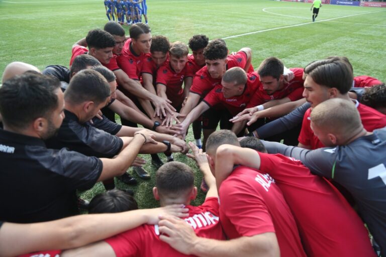 Turneu triangolar U-19/ Shqipëria luan ndeshje vëllazërore me Kosovën