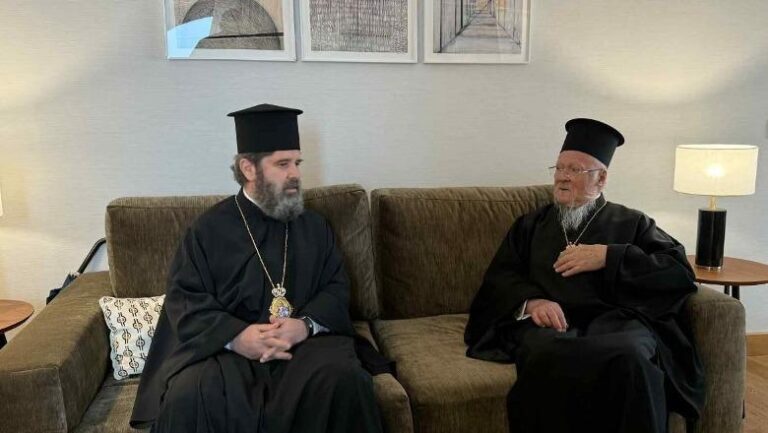 Kryepeshkopi Joani takim me patriarkun Ekumenik Bartholomeu I