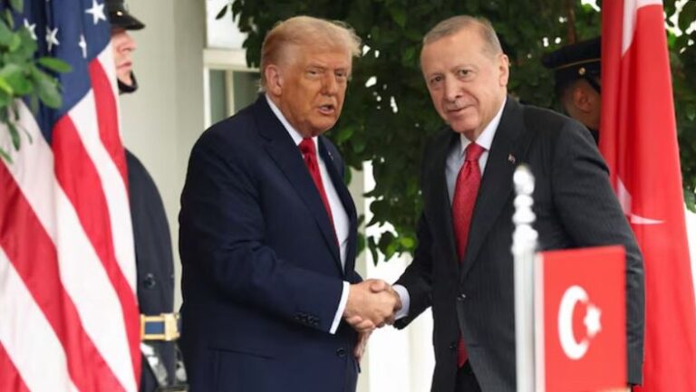 Trump bisedë telefonike me Erdogan për Gazën