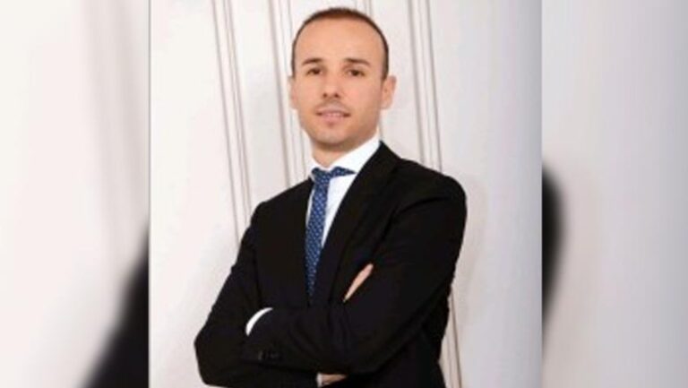Prokuroria e Tiranës i kthen telefonin avokatit Ulian Barjami
