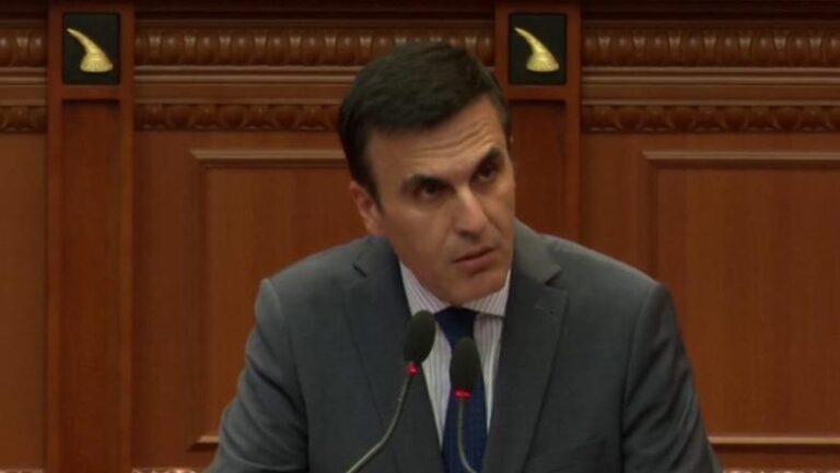 Çela-opozitës: Po hetohet përdorimi i administratës në fushatë zgjedhore