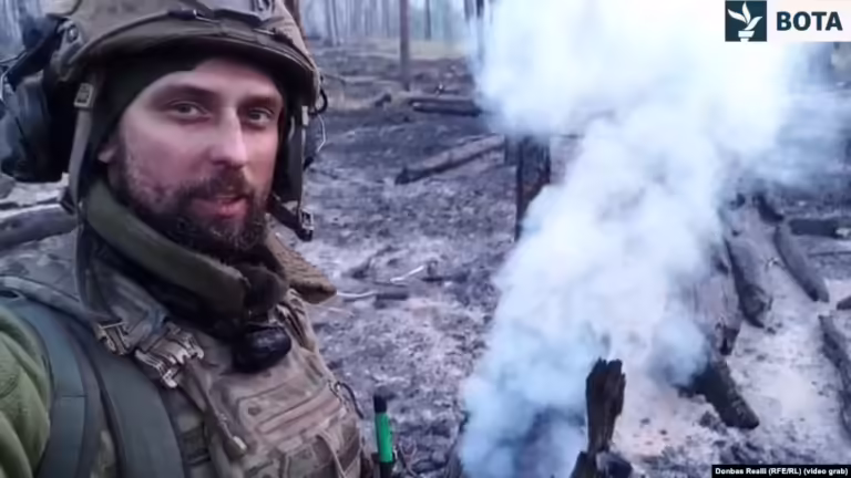 Nga skena në front: Oleksandr Dushakov, balerini që iu bashkua luftës në Ukrainë si rreshter