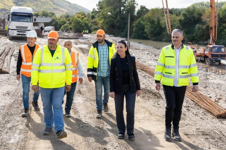 Zv/kryeministrja Balluku: Aksi i ri Elbasan-Rrogozhinë, autostradë e tipit A me shpejtësi 130 km/orë