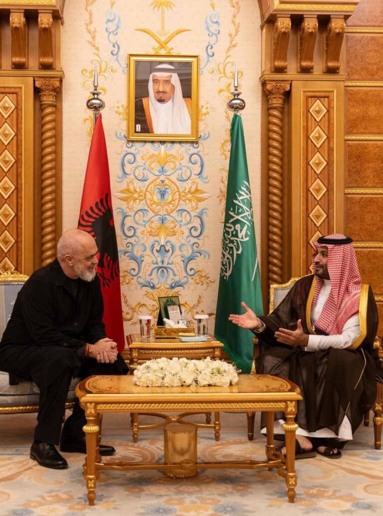 Kryeministri Rama në Arabinë Saudite, pritet nga Princi i Kurorës dhe kryeministri