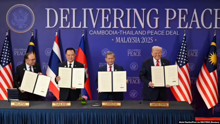Trump në Azi, mbikëqyr nënshkrimin e armëpushimit dhe një seri marrëveshjesh tregtare