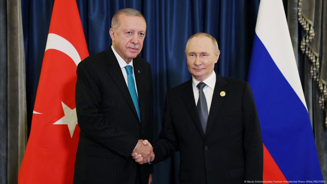 Erdogan dhe Putin takohen në samitin e Organizatës së Shangait për Bashkëpunimin, 1 shtator 2025Fotografi: Murat Cetinmuhurdar/Turkish Presidential Press Office/REUTERS