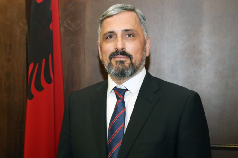 Anëtar i Gjykatës Kushtetuese, Asim Vokshi betohet të martën, te Presidenti