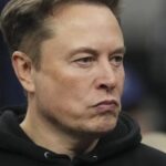 DW: Elon Musk i shpall luftë Wikipedia-s