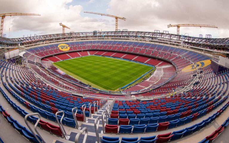 Barcelona rikthehet në “Spotify Camp Nou” më 7 nëntor