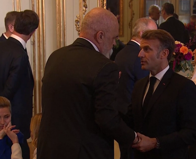 VIDEO/ Darka në Pallatin Amalienborg, Rama shfaqet pranë liderëve europianë! Batuta me Melonin dhe Macron