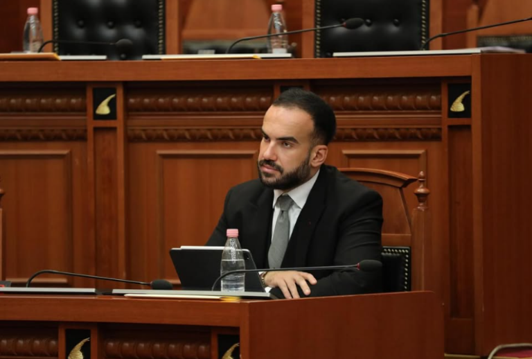 Votohet në Kuvend ligji i ri për menaxhimin e mbetjeve, ministri Jaupaj: Në përputhje me standardet e BE-së