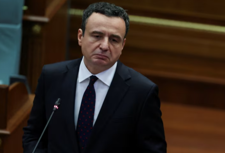 I vetëm “kundër të gjithëve”: Si i humbi Kurti aleatët dhe dështoi ta bënte qeverinë