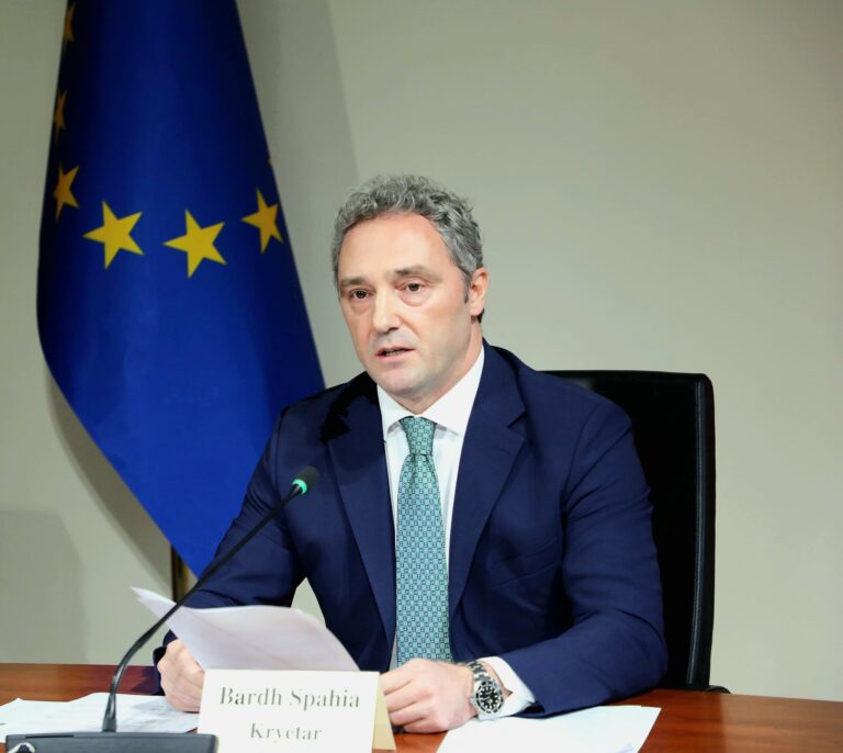 Deputeti i PD, Spahia: Duhet larguar Rama, ka dhënë prova se nuk organizon zgjedhje të lira