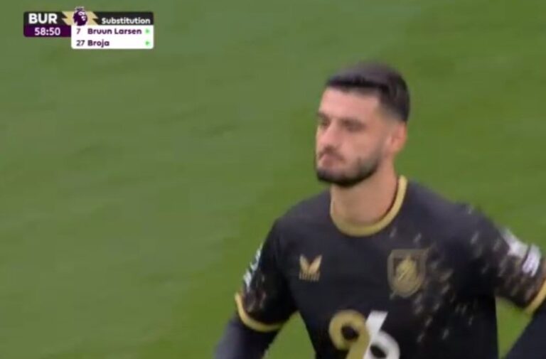 Broja luan vetëm 30 minuta në humbjen e Burnley-t ndaj Aston Villa-s