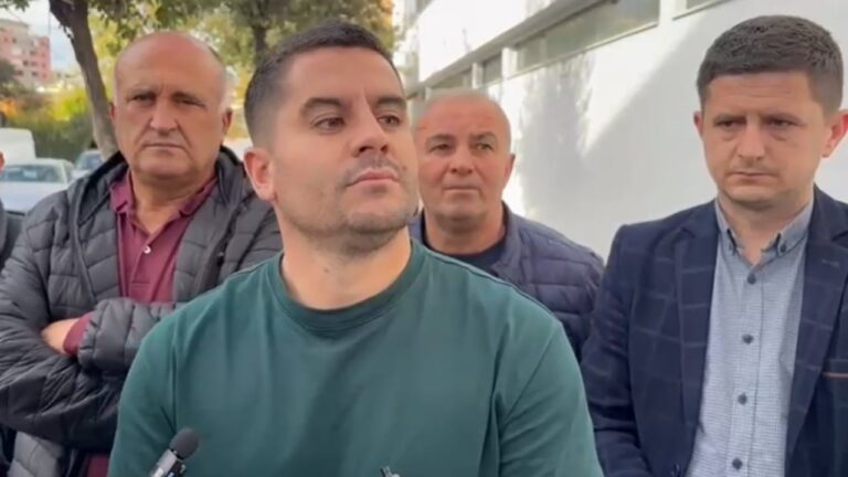 Daja e 17-vjeçarit në Vlorë: Të ashpërsohet ligji, nuk ishte aksident por vr@sje