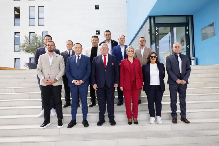 FSHF, ura që bashkon shqiptarët përmes futbollit / Duka: Bazë materiale & fushë të re për çdo fëmijë në Luginën e Preshevës