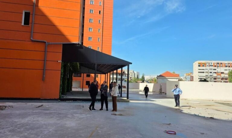 Mbi 4 mijë m2 ndërtim pa leje, IMT bllokon pallatin e ri në Astir