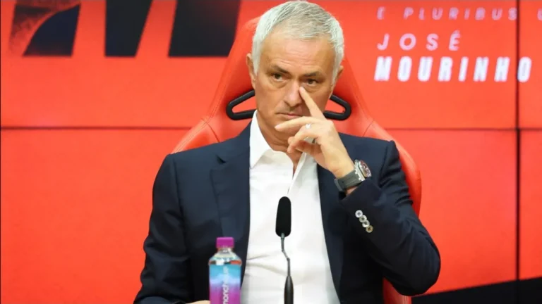 Mourinho: Berlusconi dhe Galliani na uronin pasi mundnim Milanin