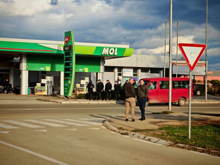 Skena të pabesueshme në Leskovac para ndeshjes mes Serbisë dhe Shqipërisë