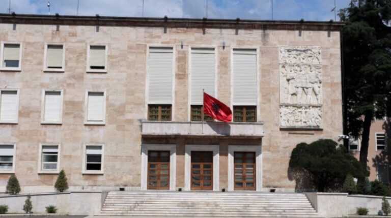 Emërime dhe shkarkime në qeveri, kush janë zëvendësministrat që lëvizin