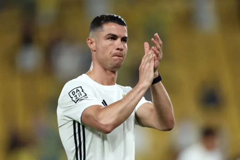 Cristiano Ronaldo bëhet futbollisti i parë miliarder në histori