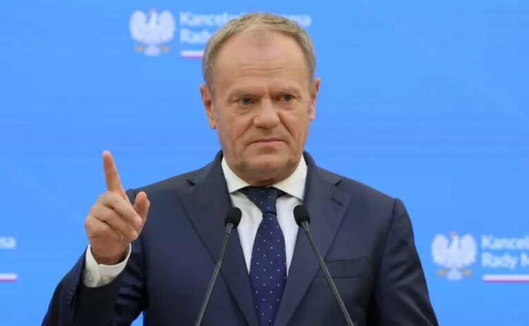 Kryeministri polak Tusk: Askush s’duhet t’i kërkojë Zelenskyt kompromise territoriale