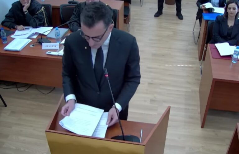 Raporti i studios ligjore amerikane: Veliaj s’mund të shqyrtojë dosjen me 62 mijë faqe brenda 2 javëve