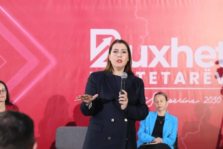Manastirliu me banorët tek Njësia 4: Instrumente të reja për të siguruar strehim të përballueshëm