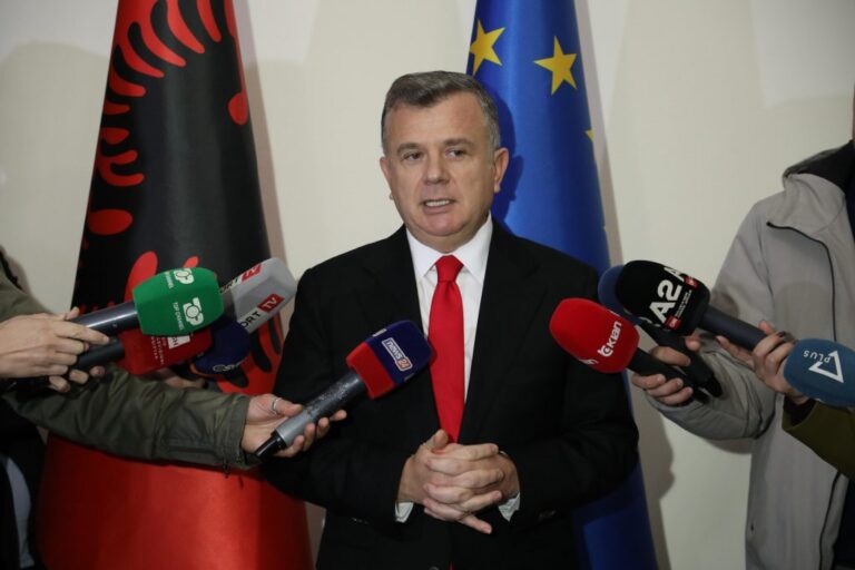 Balla: “Minimumi jetik në fokus”. Paralajmëron debat gjatë buxhetit