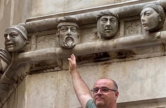 skenderbeu-ne-absiden-e-shibenikut-nje-ikonografi-e-panjohur-qe-daton-nga-mesjeta-sjell-heroin-tone-kombetar