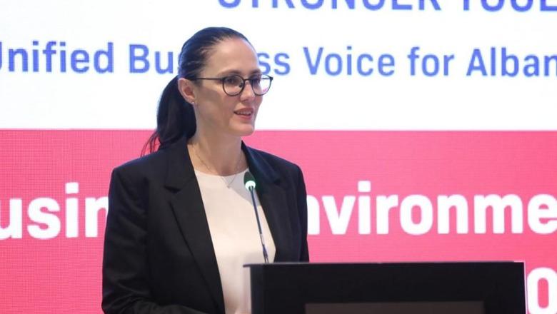 Ministrja Ibrahimaj  Qeveria e angazhuar për një klimë biznesi të drejtë