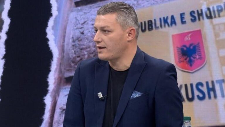 Votuan shkarkimin e Veliajt, anëtari i Këshillit Bashkiak të PS: Vendim i vështirë, por Ristani dështoi në drejtim