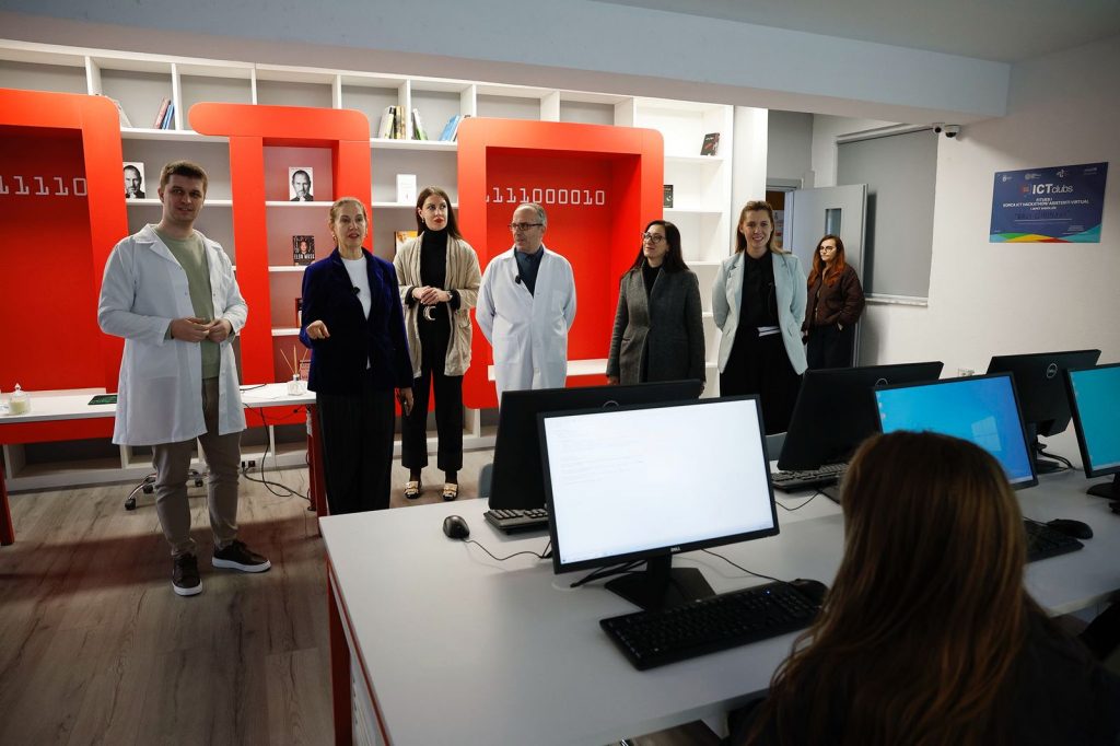 Kumbaro  Rritje pagash për mësuesit në 2026  nis projekti i liceut franko shqiptar në Korçë