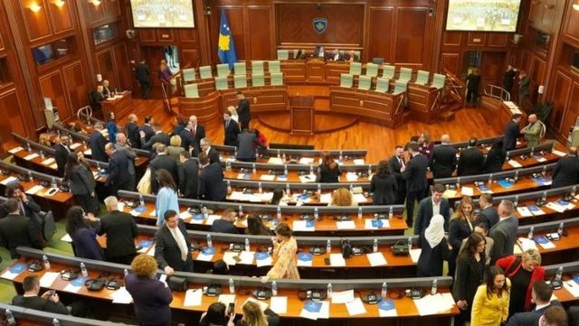 Analiza e REL  Kosova drejt zgjedhjeve të jashtëzakonshme