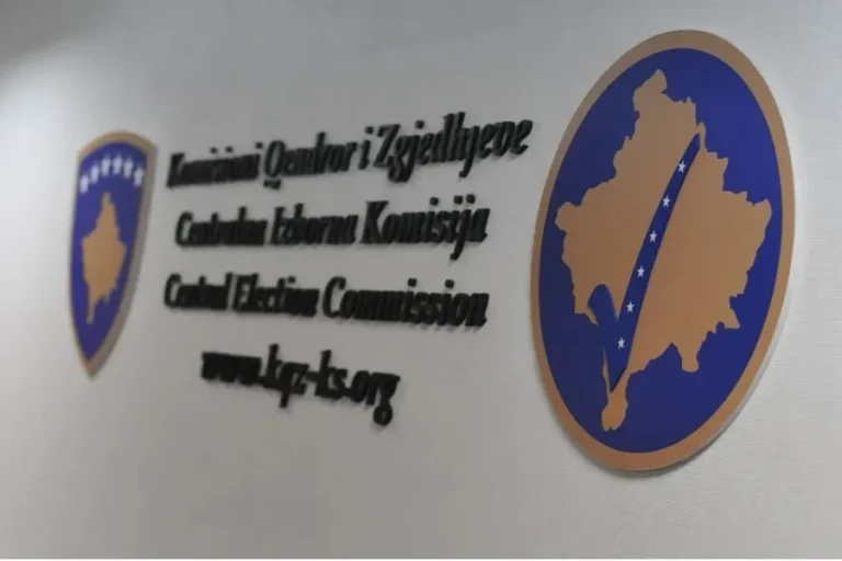 Kosovë, më pak se dy orë para mbylljes së qendrave të votimeve, 27.55% është pjesmarrja