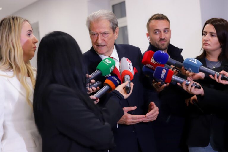 SPAK e thirri për 21 Janarin, Berisha: Nuk kam marrë fletëthirrje, më parë ua çon gazetarëve
