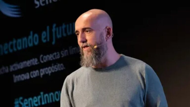 Eksperti i inteligjencës artificiale: Çdo profesion me kompjuter do të zëvendësohet