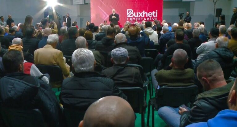 Zaptimi i hapësirave publike, Rama: Gjyqtarët që iu japin të drejtë bizneseve janë ose të korruptuar, ose injorantë