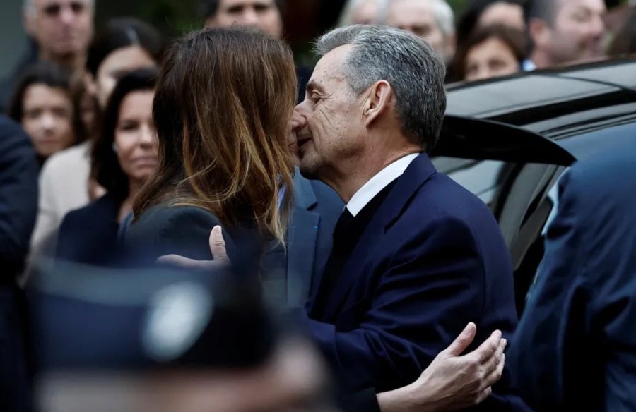  Tmerri  i 20 ditëve burg  Nicolas Sarkozy shkroi 11 faqe çdo ditë