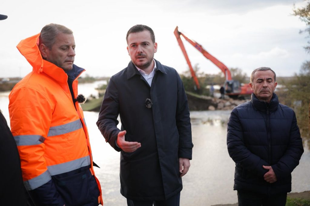 ministri-salla-riparimi-i-argjinatures-ne-tale-drejt-perfundimit-strukturat-ne-gatishmeri-te-plote