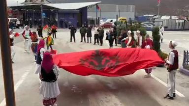 Festat e nëntorit  katër ditë pushim për administratën dhe shkollat